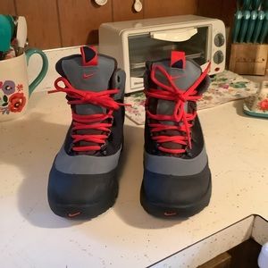 Vintage Nike All Conditions Gear Outdoor Boots